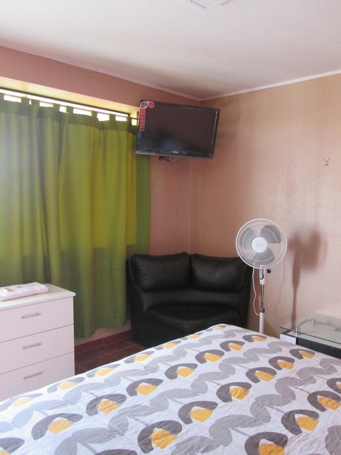 Hostal Caprichos Huacho Exterior photo